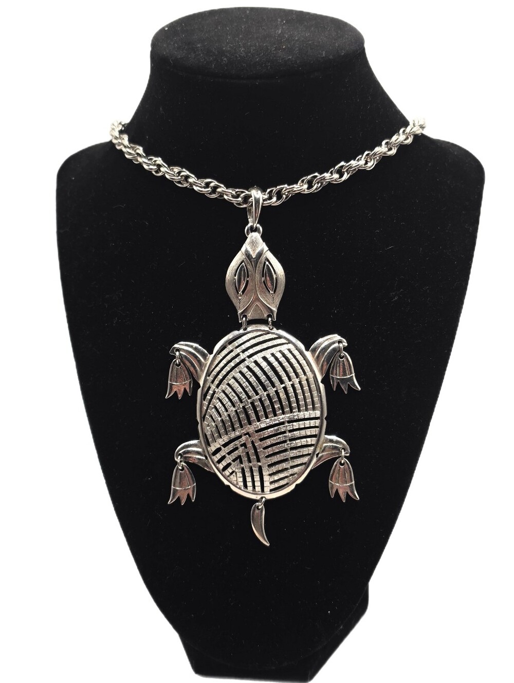 Vintage Alan Turtle Necklace Silver Toned